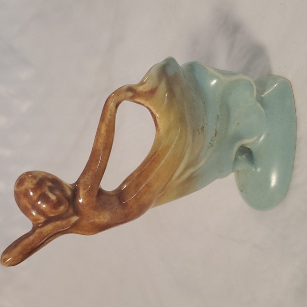 Vintage dancing lady